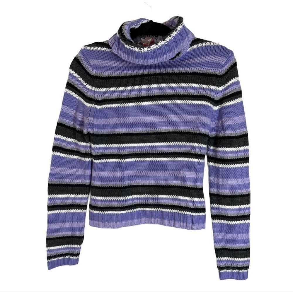 Derek Heart Turtleneck‎ Sweater